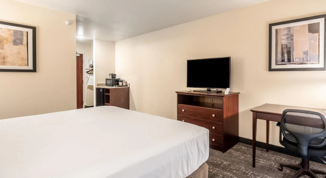Двухместный номер Standard Cobblestone Inn & Suites - Pine Bluffs