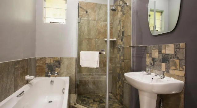 Шале с красивым видом из окна Merry Pebbles Resort