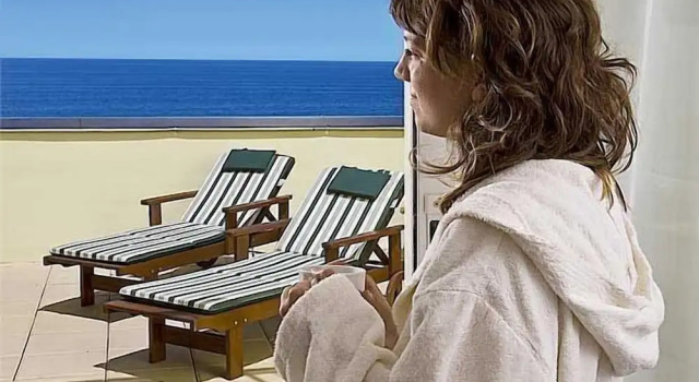 Трёхместный номер Standard с балконом и с красивым видом из окна Hotel Cavalluccio Marino