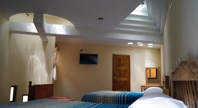 J&K Suite, Забронировать Отель Отели Сан-Кристобаль-де-лас-Касас с парковкой, рядом с Central Plaza &amp; Park, Парковка