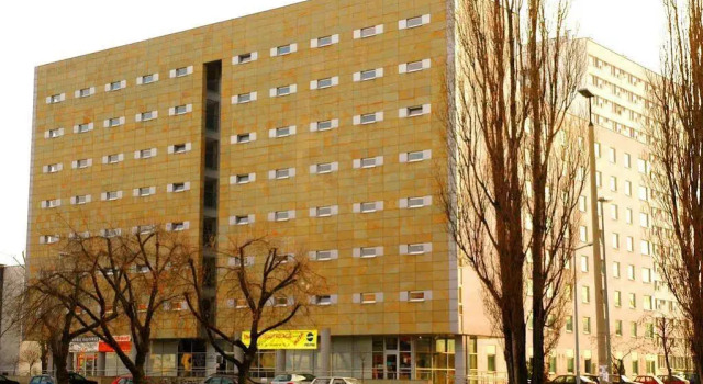 DS Za Kolumnami