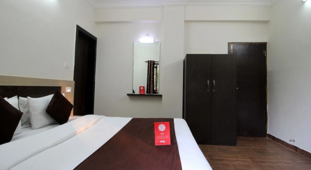 OYO 10173 Kanta Guest House