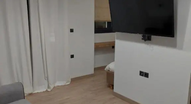 October Luxury Apartments Studio, Rezerwuj Apartament Janina Epir