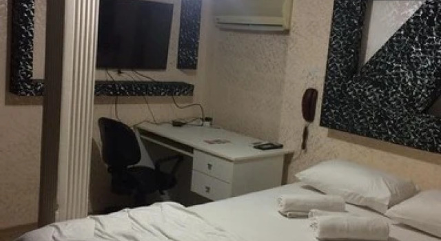 Mavi Takim, Boek Hotel Kadıköy 