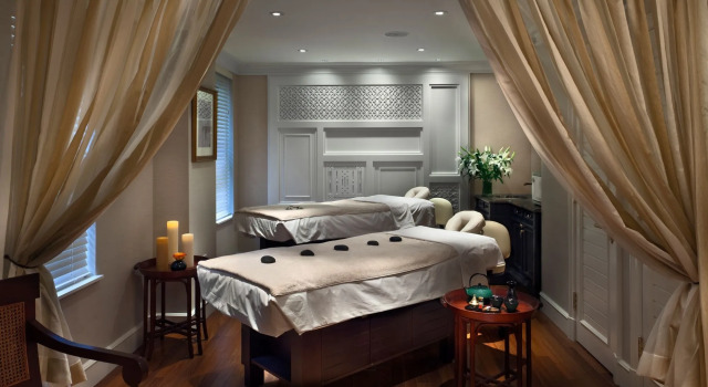 Hotel Plaza Athenee