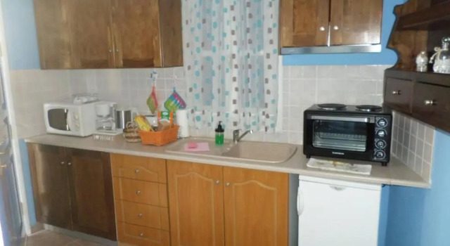 Santorious Flower Covered Apartment, Забронировать Апартаменты/квартира Мегалохори Санторини, рядом с Винодельня Гавала