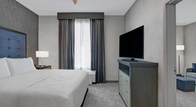 Четырёхместный люкс c 1 комнатой Homewood Suites by Hilton Edison Woodbridge
