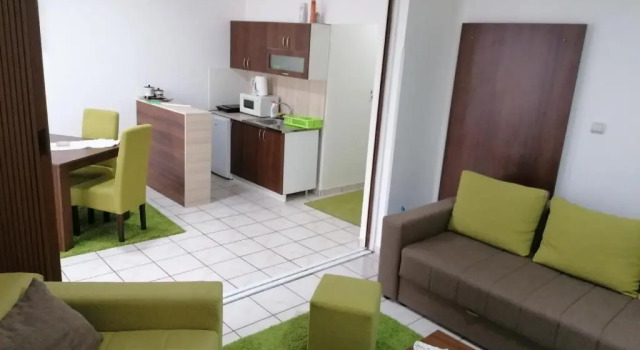 Fast Sleep & Go 1, Buchen Sie Ferienwohnung Paraćin Zentralserbien