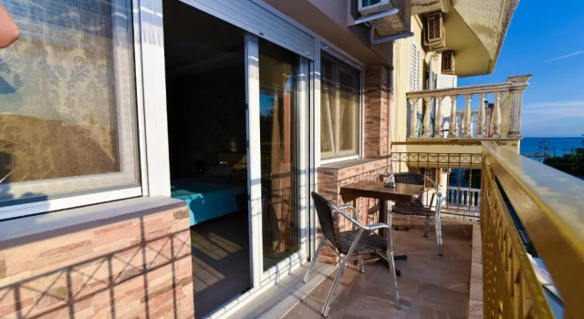 Menios Apartments and Studios