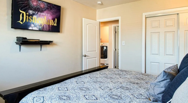 Babes in Toyland - 3 Br Home