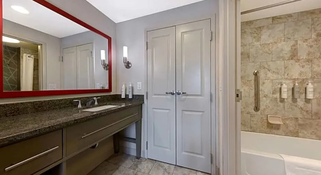 Четырёхместный люкс Large c 1 комнатой Homewood Suites Nashville Vanderbilt