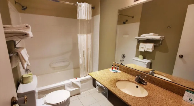 Двухместный номер Standard Grand Forks Inn