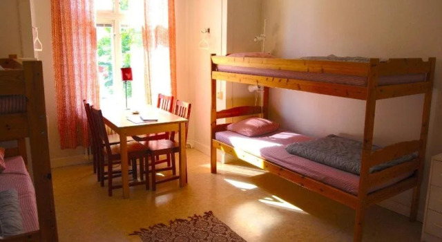 STF Vandrarhem Trollhättan, Book Hotel  