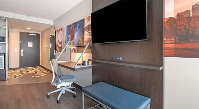 Двухместный люкс с видом на горы Vīb Hotel by Best Western Denver RiNo