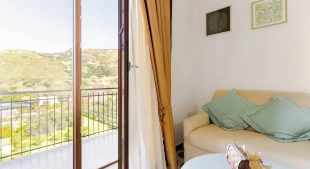 Standard Dreier Zimmer 1 Schlafzimmer mit Balkon Luna e stelle