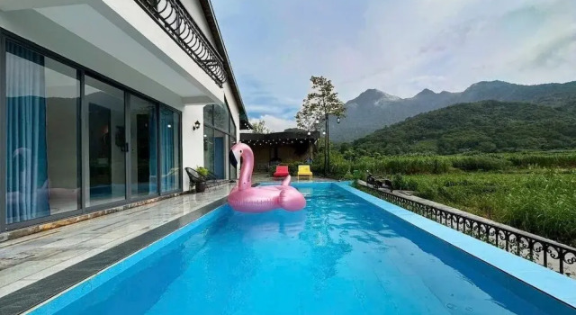 Вилла с видом на горы Le Soleil villa ba vì