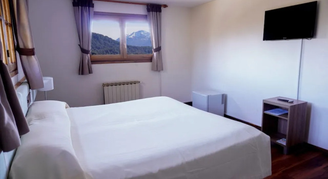 Номер Standard с видом на озеро Hotel Amancay