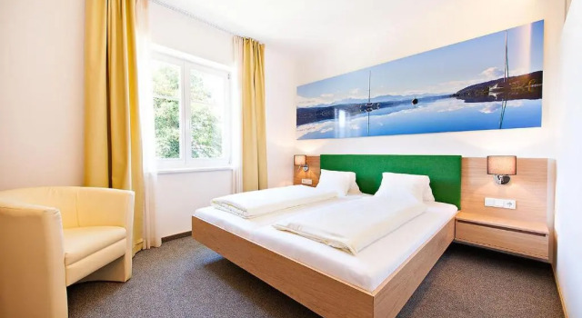 Двухместный номер Standard с видом на озеро Strandhotel Kärntnerhof