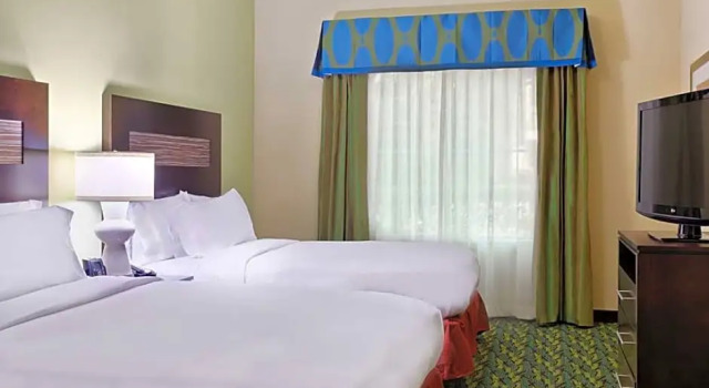 Четырёхместный люкс c 1 комнатой Homewood Suites by Hilton Orlando Airport
