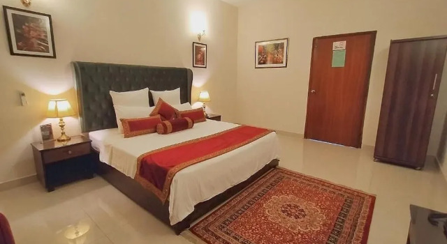 Двухместный номер Standard Hotel Gulberg Grand