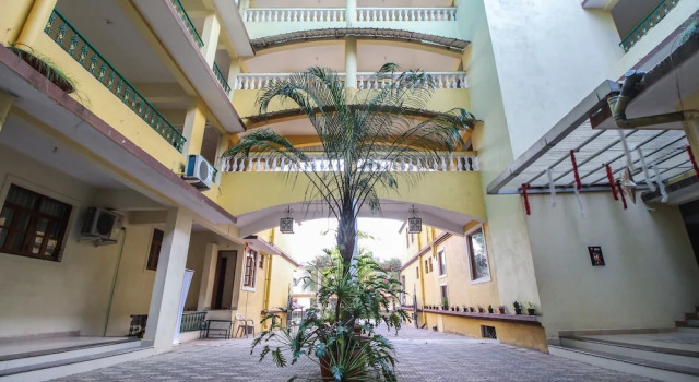 OYO 10886 Home Luxury 1BHK Majorda, Prenota Hotel Nerul 