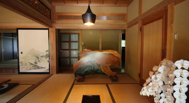 Hoshi to Kaze no Niwa, Rezervovat Hotel Kamikawa 