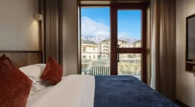 Семейный люкс с 2 комнатами Sailim Lake View Mountain No. 1 Courtyard