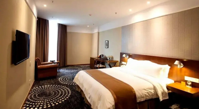 Двухместный номер Standard с балконом Day Inn Chongqing Guangyu Shangbin