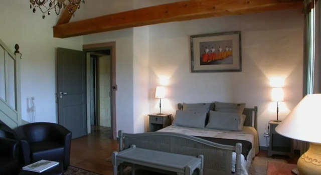 Le Mas d'Emilie, Book Hotel Fontvieille Alpilles