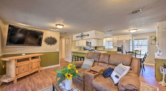 'whispering Oaks' Broken Bow Cottage Near Hiking!, Boek Vakantiehuis Broken Bow Oklahoma