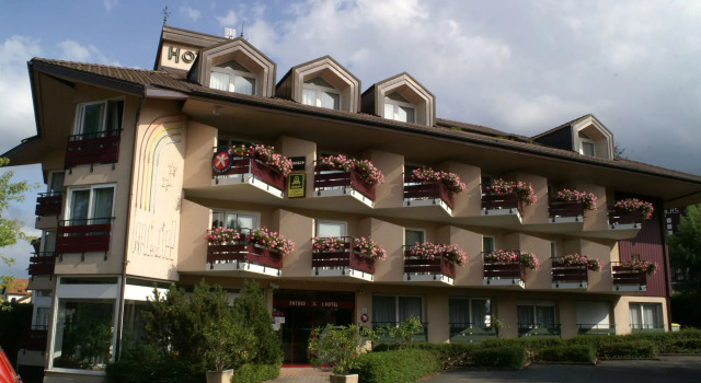 Logis Hôtel Arc en Ciel
