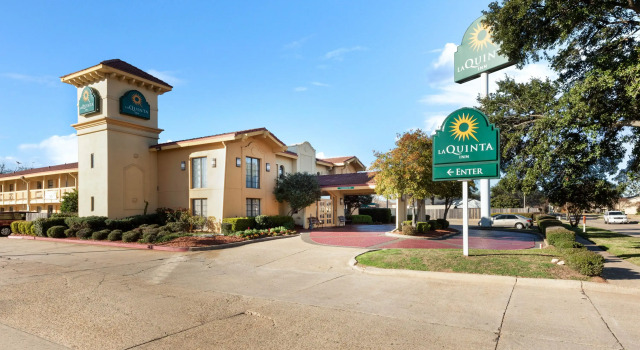 La Quinta Inn by Wyndham Bossier City, Забронировать Отель Отели и гостиницы Бошьер-Сити, рядом с Bossier Civic Center, Отель