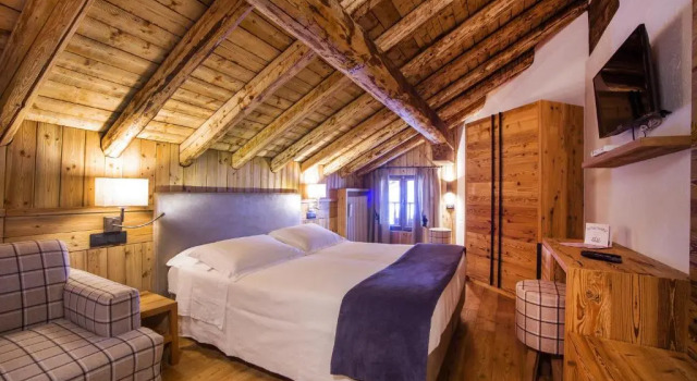 Четырёхместный номер Standard Hotel Pilier DAngle & Wellness