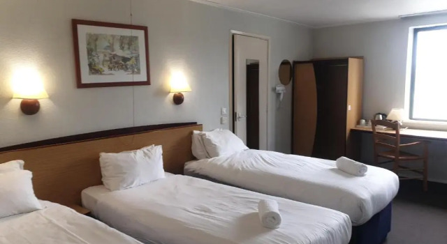 Трёхместный номер Travelodge Manchester Central Riverside