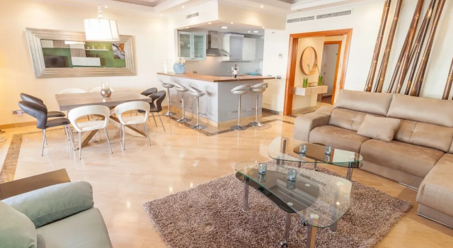 Luxury Getaway, Забронировать Отель Бизнес-отели Марбелья, рядом с Casino Marbella, 4* 5*
