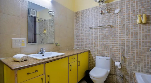 Апартаменты BedChambers Serviced Apartments, Sushant Lok