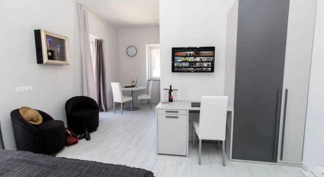 Le Suite Bed & Breakfast - Holiday Home, Rezervasyon Bed and Breakfast Polistena Kalabriya
