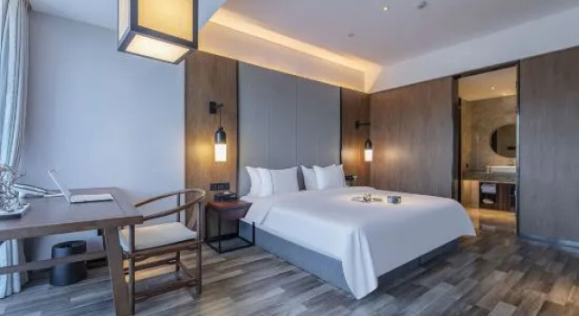 Люкс Executive Ningbo Tiangang Manfei Hotel (Xikou Shantou Ecological Scenic Area)