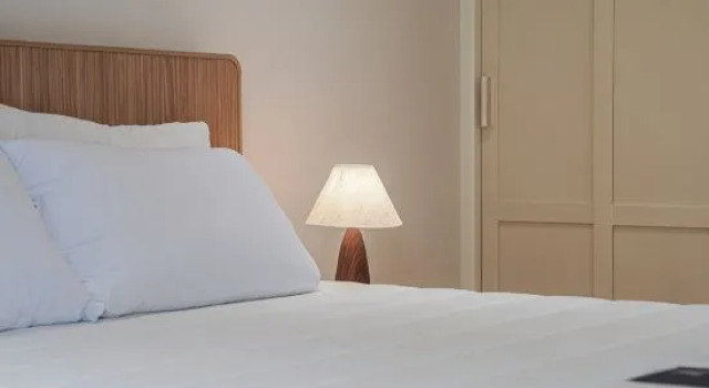 Люкс Executive Brand New Premium Beachfront Apartments Laguna