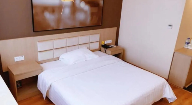 Двухместный номер Standard 7 Days Inn Yancheng Jianhu Xiufu South Road