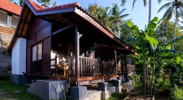Номер Deluxe Amanuba Ersadeva Resort Jembrana Bali