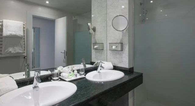 Двухместный номер Premium NH Collection Villa de Bilbao