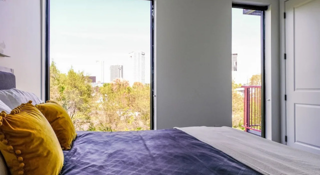 West Side Apartments, Забронировать Апартаменты/квартира Колумбус штат Огайо, рядом с Парк Scioto Audubon