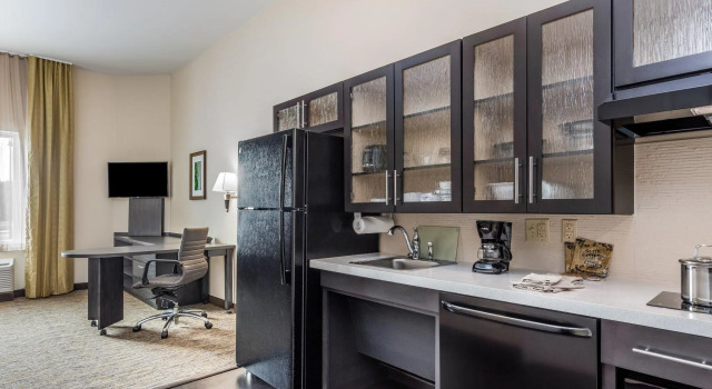 Двухместный люкс Candlewood Suites Bethlehem South by IHG