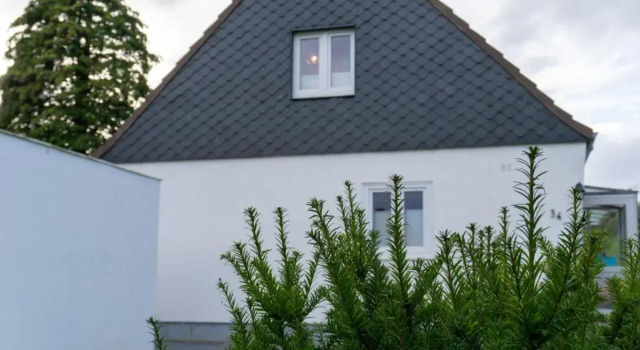 Ferienhaus-Kuestenstube, Забронировать Отель Отели и гостиницы Хайлигенхафен, Отель