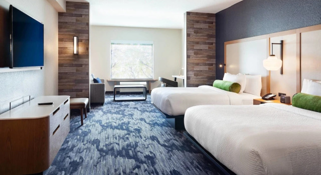 Fairfield Inn & Suites Wellington West Palm Beach, 预订 酒店 惠灵顿 佛罗里达州