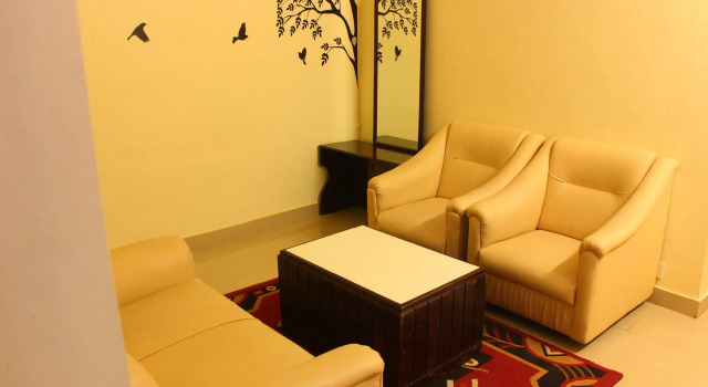 Люкс Classic Rooms MG Road