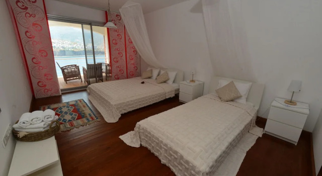 Трёхместный номер Deluxe с балконом и с видом на море Reyhan Hotel