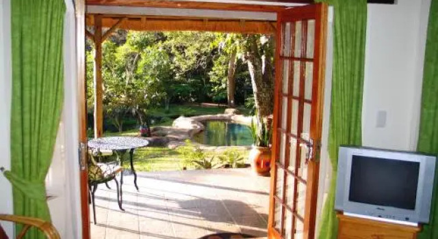 Palm Cottage Bed  Breakfast, Забронировать Дом для отпуска Виллы Порт-Эдвард, Вилла