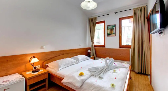 Четырёхместный номер Standard Hotel Almira